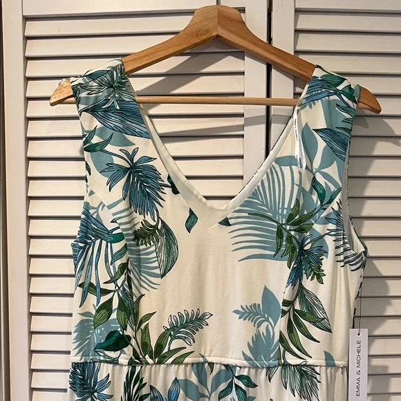 Emma & Michele Green Leaf Print Maxi Dress - Picture 5 of 7